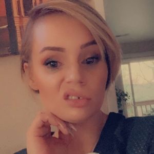 Meet your Posher, Nikole